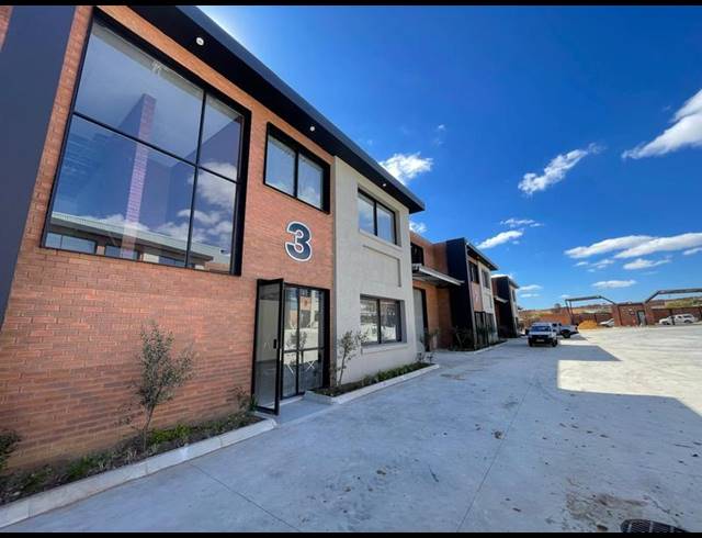 INDUSTRIAL PROPERTY TO RENT IN SAMRAND BUSINESS PARK